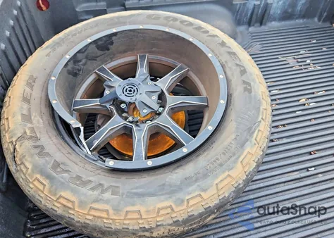 2002 Toyota Tundra Access Cab z USA, uszkodzony, nr VIN 5TBRT34182S283291